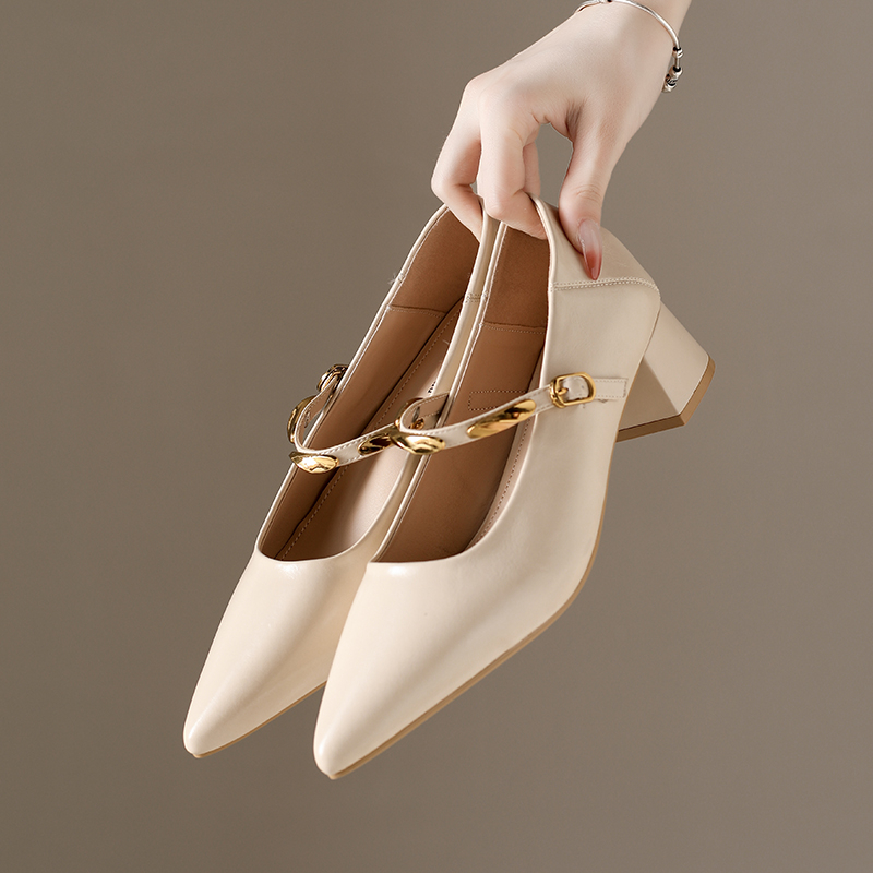 Новый стиль, модные женские ту – обзор и цена Pump Heel Block