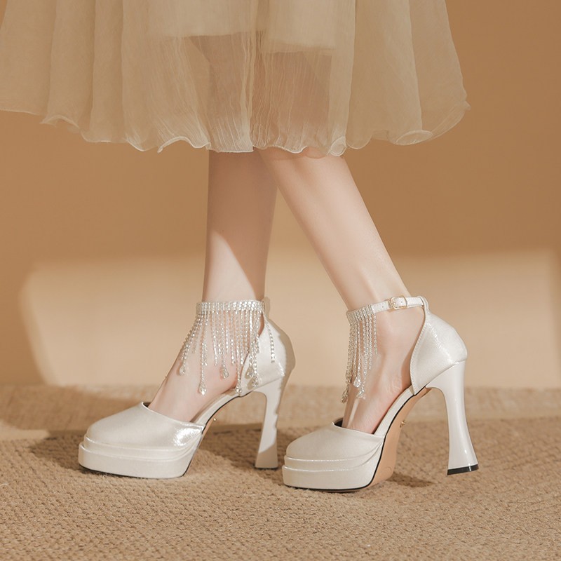 Женские туфли Мэри Джейн для н – обзор и цена Pump Heel Block
